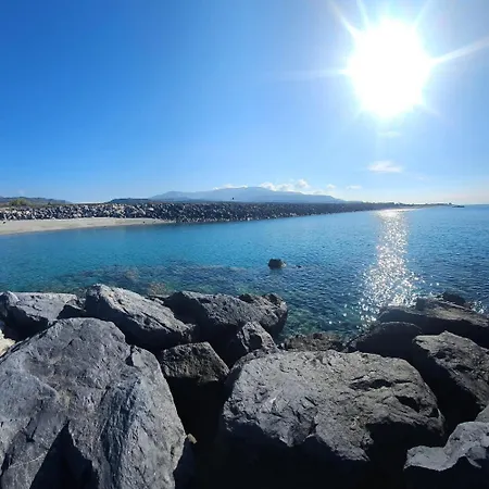 Baia Di Tempsa And Sea *
